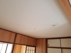 アパート和室の天井の施工後